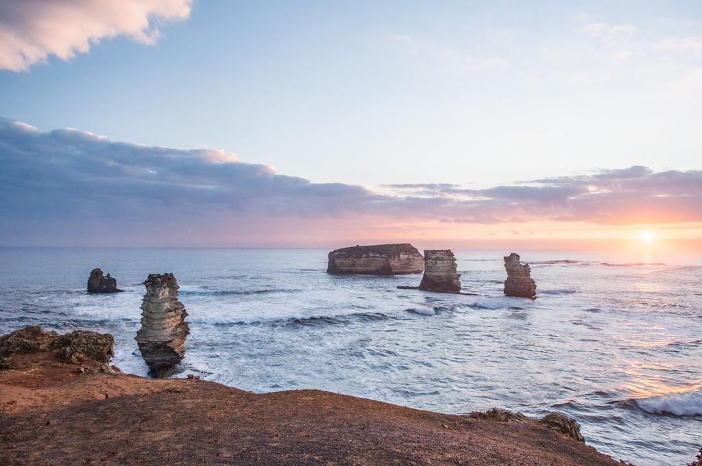 12 Apostles Accommodation Anchors Beach House With Sea Views ميناء كامبل الغرفة الصورة